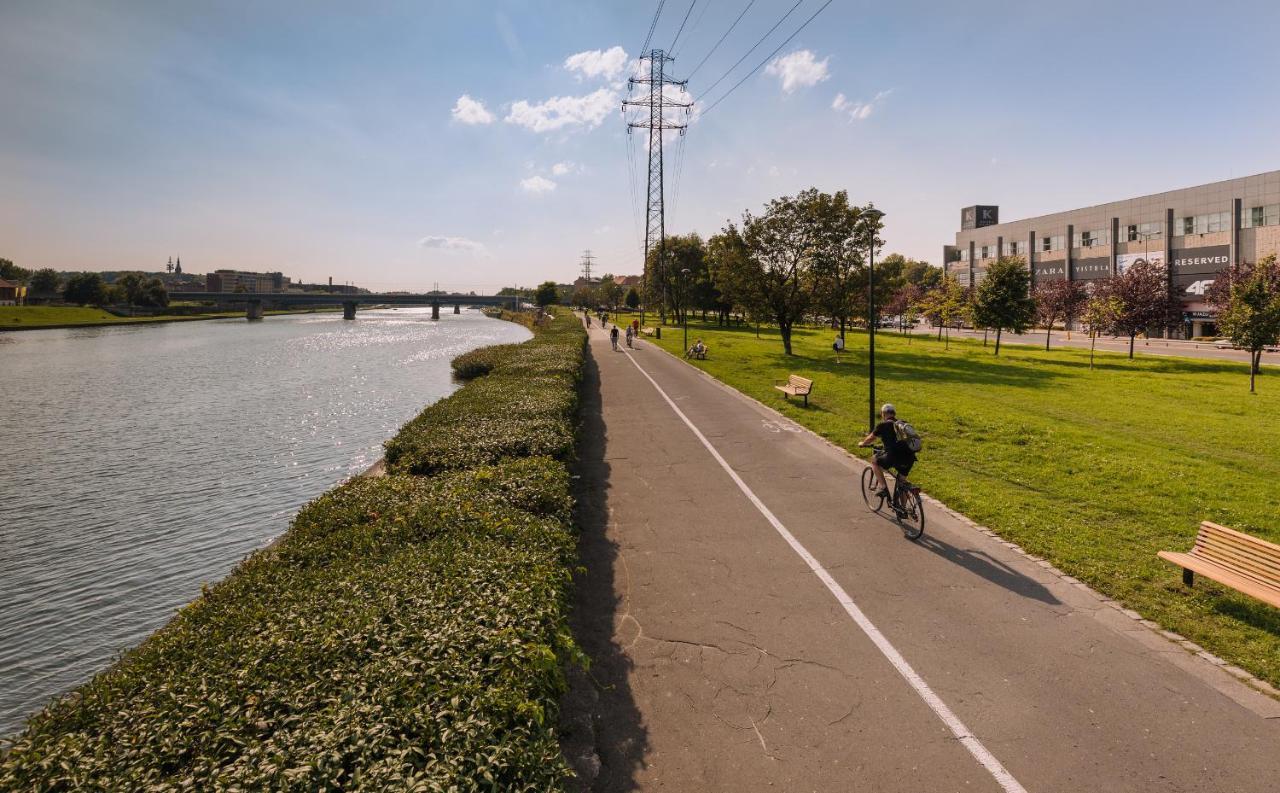 Apartmentprestige - Boulevard Krakow Luaran gambar